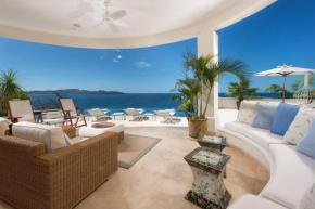 Giant luxurious mansion in Flamingo with pool and sumptuous ocean views